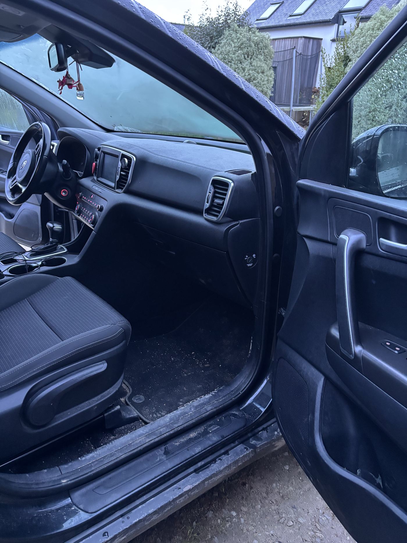 Avant — Kia Sportage